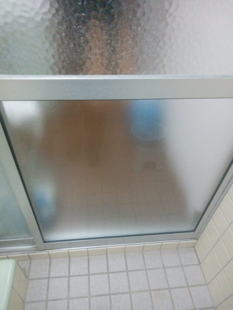 門司区 浴室ガラス交換 修理 施工後